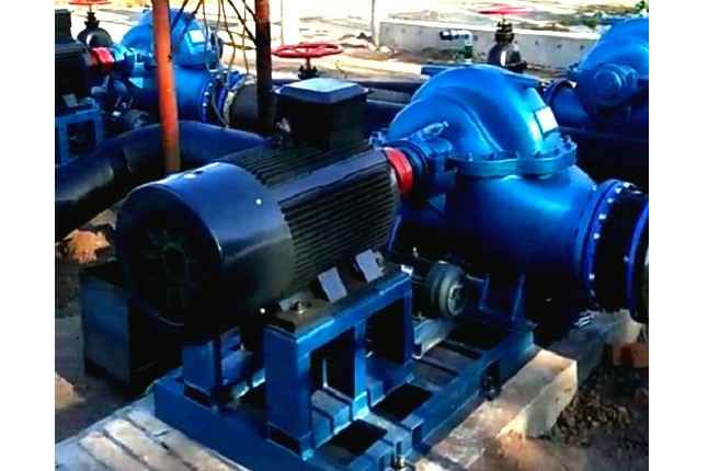 重庆明辉智能物流解决方案有限公司3台500mm口径双吸泵沈阳康平卧龙湖正在安装